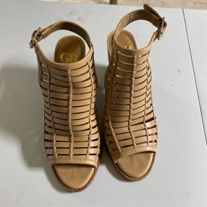 Womens Gianni Bini wedges, size 8.5!